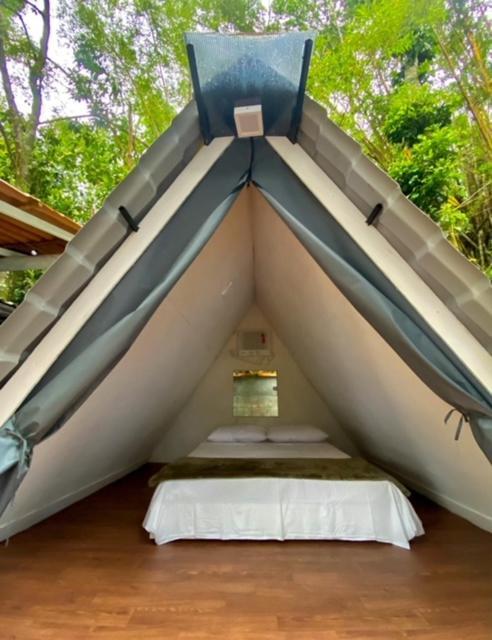 ホテル Aquario Glamping イーリャ・グランデ エクステリア 写真